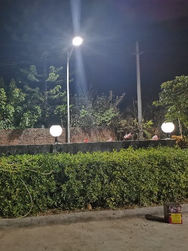 太陽能路燈的智能進(jìn)階：人體感應(yīng)光控，點(diǎn)亮需要時(shí)的每一刻
